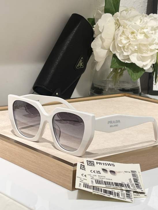 Picture of Prada Sunglasses _SKUfw76704665fw